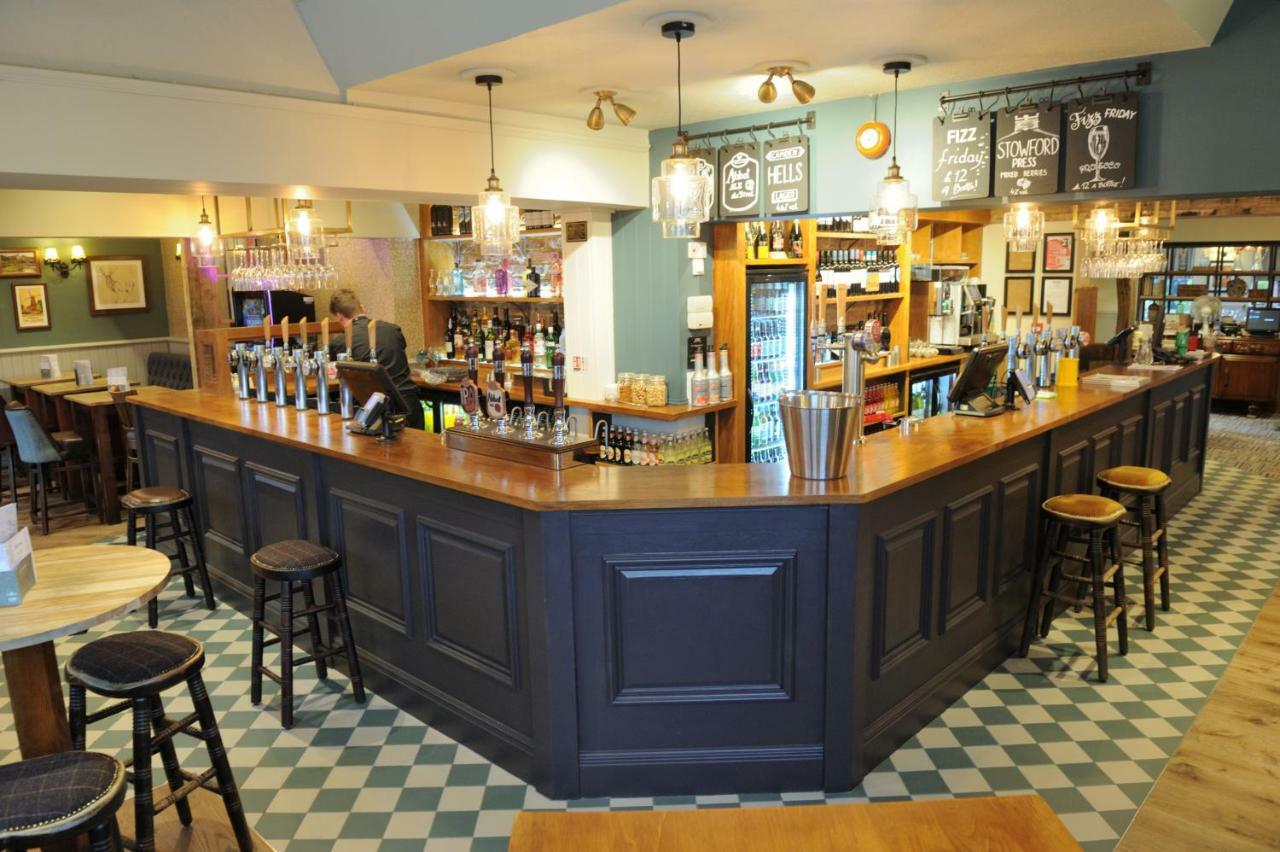 ホテル White Hart By Chef & Brewer Collection Chalfont St Giles エクステリア 写真