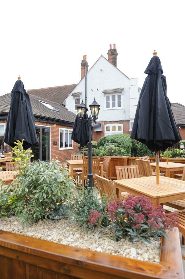 ホテル White Hart By Chef & Brewer Collection Chalfont St Giles エクステリア 写真